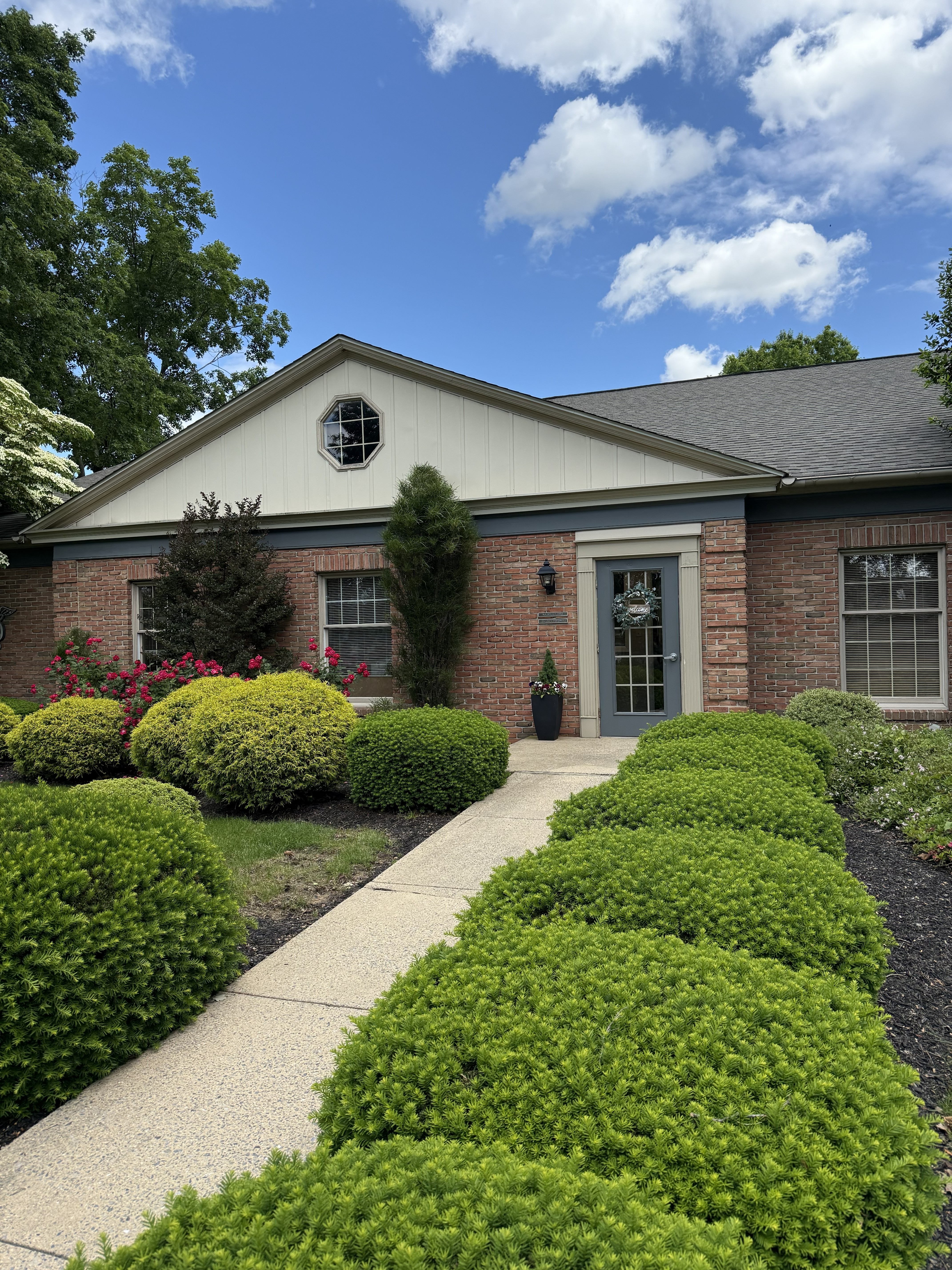 Wyda Dental family and cosmetic dentist office in Lancaster Pennsylvania